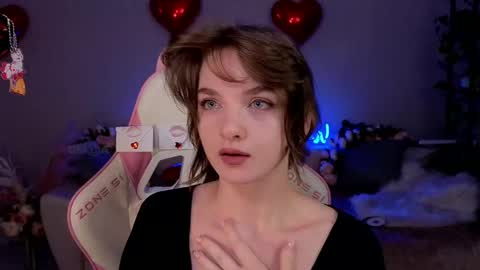 Snapshot of kottyaa_ch chatting on 02-19-25, 12:46 Kottyaa cb FOLLOWING online show from 02-19-25, 12:46