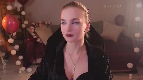 Snapshot of kottyaa_ch chatting on 11-27-25, 03:36 Kottyaa cb FOLLOWING online show from 11-27-25, 03:36