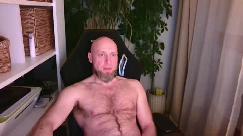 Kotylion online show from 01-24-25, 04:28
