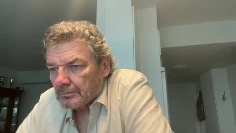 Snapshot of kovapoika chatting on 10-12-25, 07:51 kovapoika online show from 10-12-25, 07:51