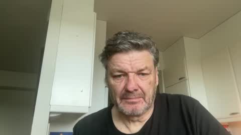 Snapshot of kovapoika chatting on 10-19-25, 09:54 kovapoika online show from 10-19-25, 09:54