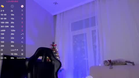 Snapshot of koza_dereza_ chatting on 01-09-25, 10:52 Jess online show from 01-09-25, 10:52