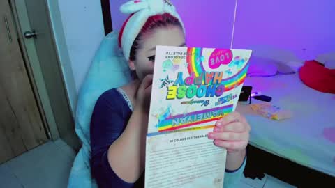 Snapshot of kpayton99 chatting on 01-22-25, 03:20 Khloe online show from 01-22-25, 03:20