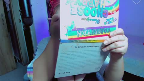 Snapshot of kpayton99 chatting on 02-05-25, 04:37 Khloe online show from 02-05-25, 04:37