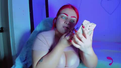 Snapshot of kpayton99 chatting on 02-22-25, 07:23 Khloe online show from 02-22-25, 07:23