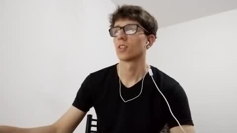 Snapshot of kpo10 chatting on 01-06-25, 09:11 Facu online show from 01-06-25, 09:11