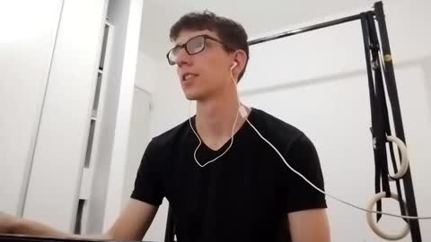 Snapshot of kpo10 chatting on 11-22-25, 06:40 Facu online show from 11-22-25, 06:40