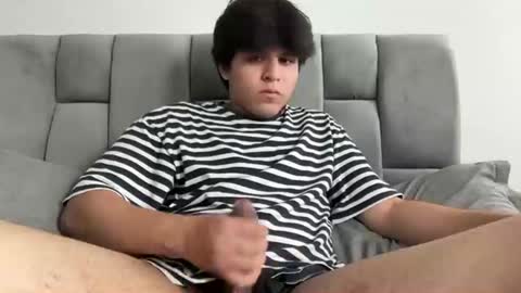 Snapshot of krexxxtofer chatting on 03-01-26, 08:33 krexxxtofer online show from 03-01-26, 08:33