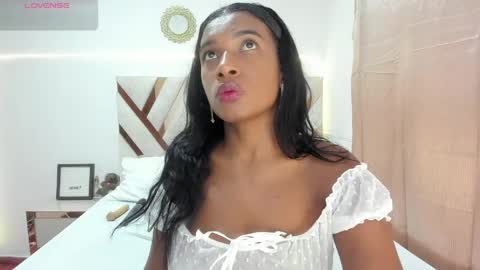 Snapshot of kriisvany_leroy chatting on 05-29-26, 01:09 Krisvany online show from 05-29-26, 01:09