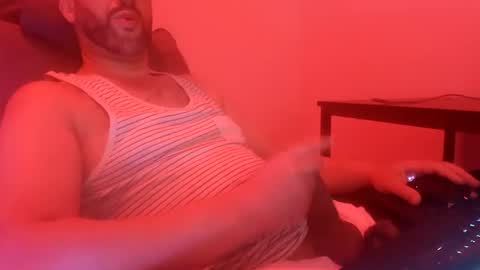 Snapshot of krime59100 chatting on 06-24-26, 02:21 krime59100 online show from 06-24-26, 02:21
