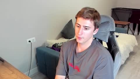 Snapshot of krishort chatting on 02-27-25, 06:42 krishort online show from 02-27-25, 06:42