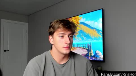 Snapshot of krishort chatting on 10-23-25, 09:52 krishort online show from 10-23-25, 09:52