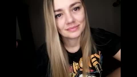 Snapshot of krisssexi chatting on 01-10-25, 12:26 KrissSexi online show from 01-10-25, 12:26