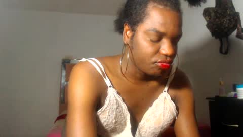 kristal_cox2 online show from 07-06-26, 10:56