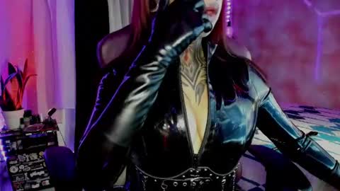 Kristall online show from 06-19-26, 04:50