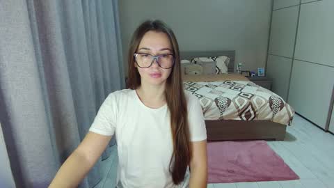 Snapshot of kristall_xxx chatting on 11-02-25, 05:54 twitter Annemarye 23 online show from 11-02-25, 05:54