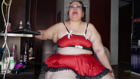 Snapshot of kristenhill1 chatting on 10-14-25, 10:43 Kristen online show from 10-14-25, 10:43