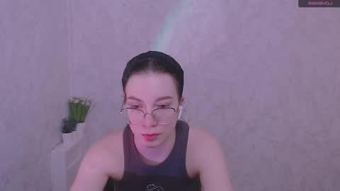 Kristen online show from 03-06-26, 09:50