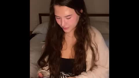 Snapshot of kristiekitty chatting on 04-29-26, 03:21 kristiekitty online show from 04-29-26, 03:21