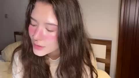 Snapshot of kristiekitty chatting on 05-06-26, 01:25 kristiekitty online show from 05-06-26, 01:25