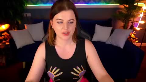 Snapshot of kristifoxy chatting on 06-26-26, 05:17 kristifoxy online show from 06-26-26, 05:17