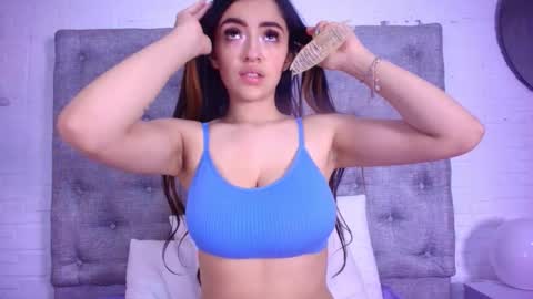 Snapshot of kristin_ramirez chatting on 11-29-25, 05:27 Kristin online show from 11-29-25, 05:27