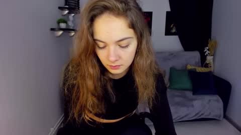 Snapshot of kristinalevis chatting on 12-22-24, 04:17 Kristina online show from 12-22-24, 04:17