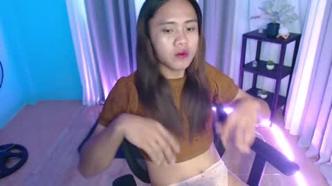 kristine_fox online show from 05-13-26, 07:17