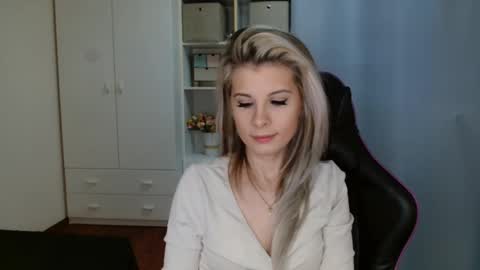 KristineAmore online show from 03-09-26, 07:12