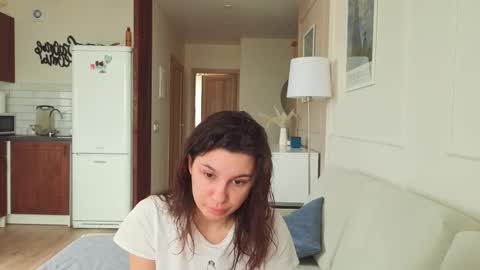 Snapshot of kristinedean chatting on 10-23-25, 04:56 Kristi online show from 10-23-25, 04:56