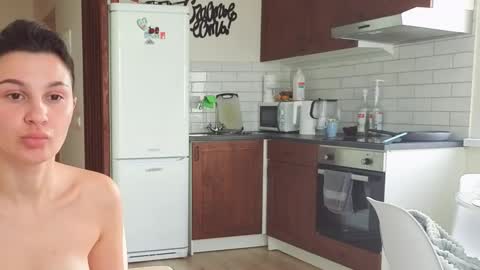 Kristi online show from 10-04-25, 06:55