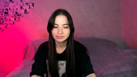 Snapshot of kristinsquirt chatting on 05-03-26, 07:20 Kristina online show from 05-03-26, 07:20
