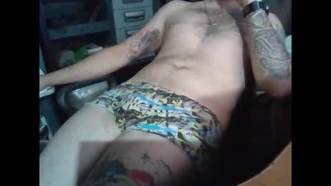 Snapshot of kristo2323 chatting on 09-20-25, 09:38 kristo2323 online show from 09-20-25, 09:38