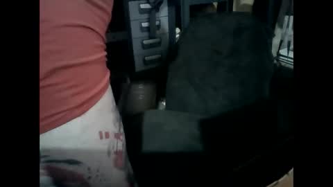 Snapshot of kristo2323 chatting on 10-27-25, 10:14 kristo2323 online show from 10-27-25, 10:14