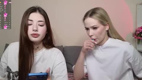 Snapshot of kristy_babe chatting on 12-14-24, 09:13 Kristy and Alice online show from 12-14-24, 09:13