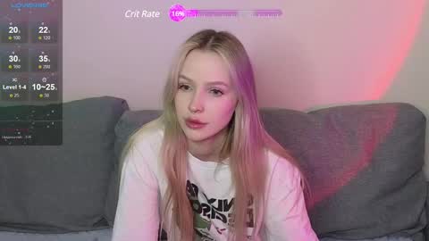 Snapshot of kristy_babe chatting on 02-08-25, 10:19 Kristy and Alice online show from 02-08-25, 10:19