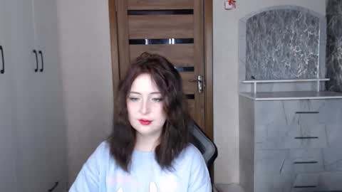 Snapshot of kristy_fran chatting on 11-04-25, 06:45 Kristy online show from 11-04-25, 06:45