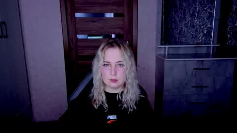 Kristy online show from 06-06-26, 07:29