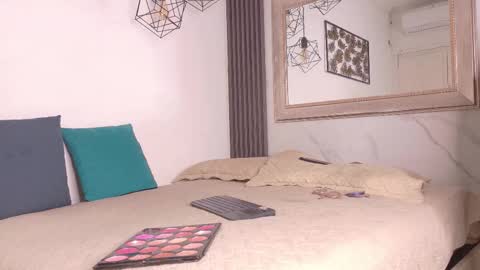 Cristina online show from 01-13-26, 07:08