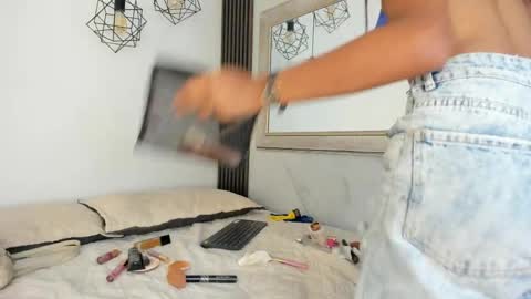 Cristina online show from 04-01-26, 07:22