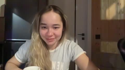 Snapshot of kristyspiritedaway chatting on 02-22-25, 03:36 Kristy Nip slip shady Best model on CB online show from 02-22-25, 03:36