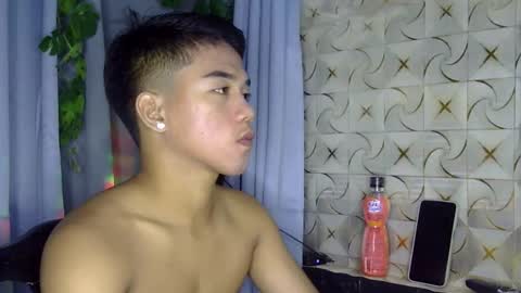 kritthanarkorn online show from 05-11-26, 03:07