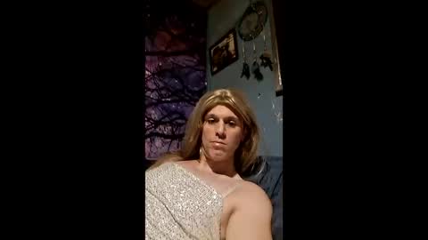 krystal_k910 online show from 06-01-26, 06:09