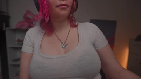 Krystal Syx online show from 12-19-25, 06:04