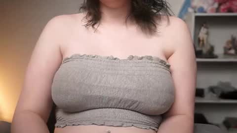 Krystal Syx online show from 03-05-26, 06:48