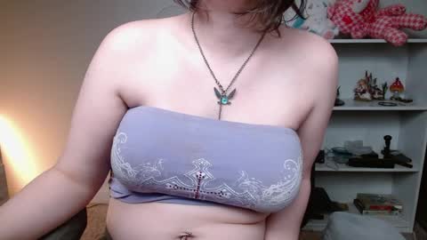 Krystal Syx online show from 04-03-26, 05:33