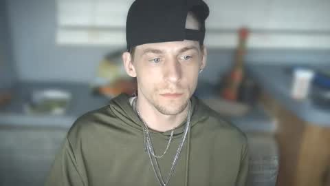 krytiar1992 online show from 04-10-26, 09:36