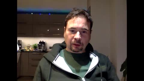 krzysztof1977 online show from 01-20-25, 08:50