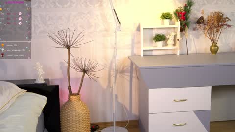 Snapshot of kseha_cute chatting on 01-04-25, 03:50 Ksesha online show from 01-04-25, 03:50