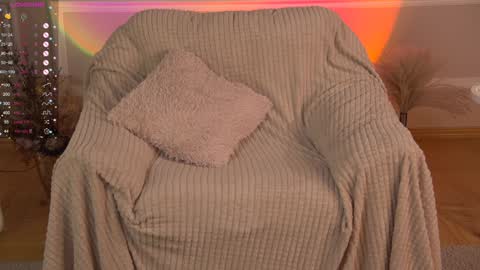 Snapshot of kseha_cute chatting on 02-08-25, 12:38 Ksesha online show from 02-08-25, 12:38